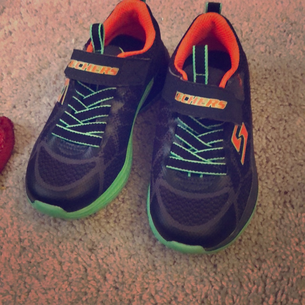 New Skechers black with neon green and orange trim